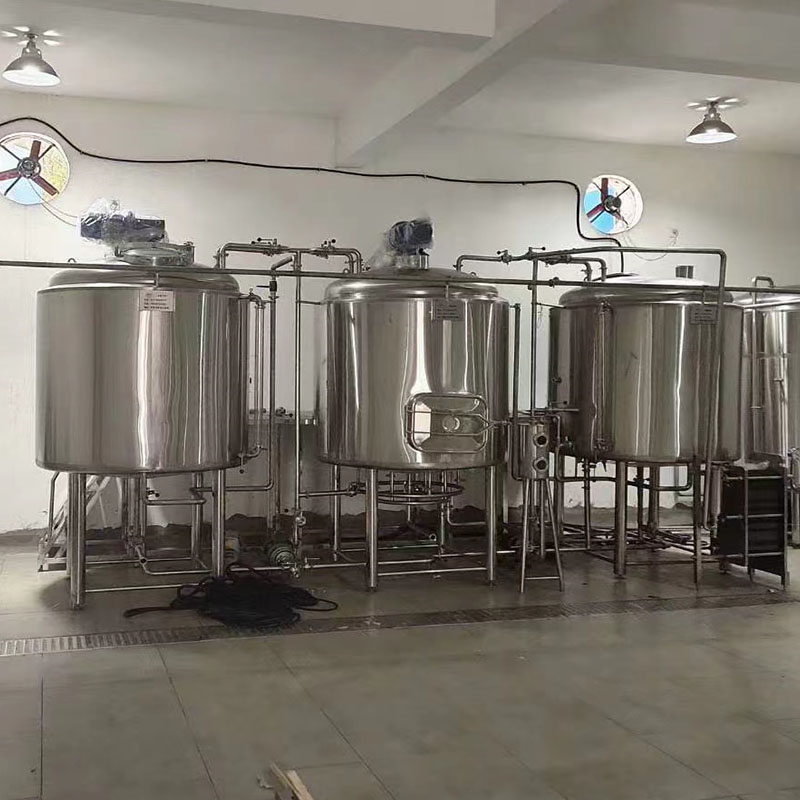 蚌埠精酿啤酒设备厂—如何延长精酿啤酒设备的使用寿命